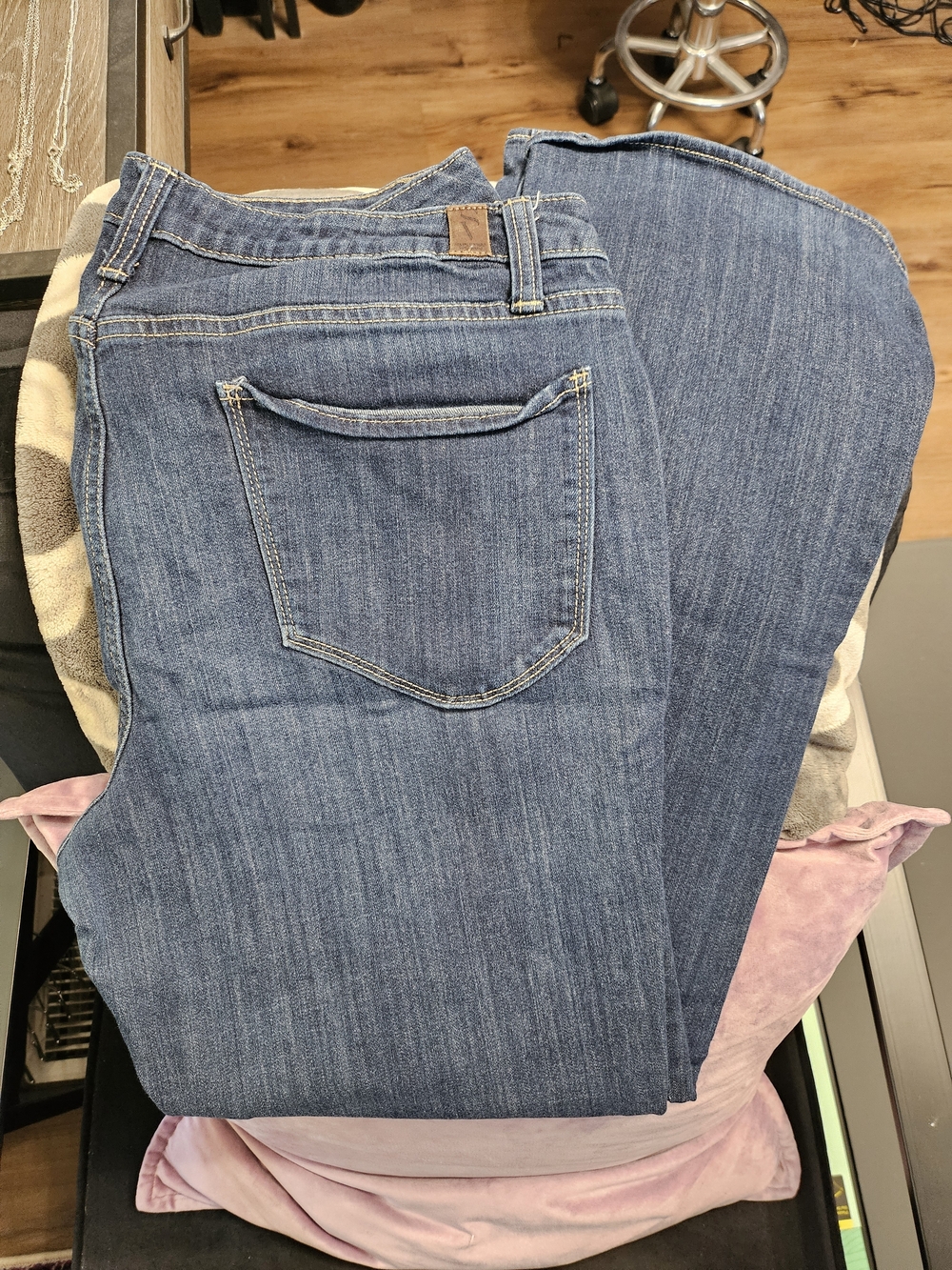 Simply Vera Classic High-Rise Women's Blue Jeans